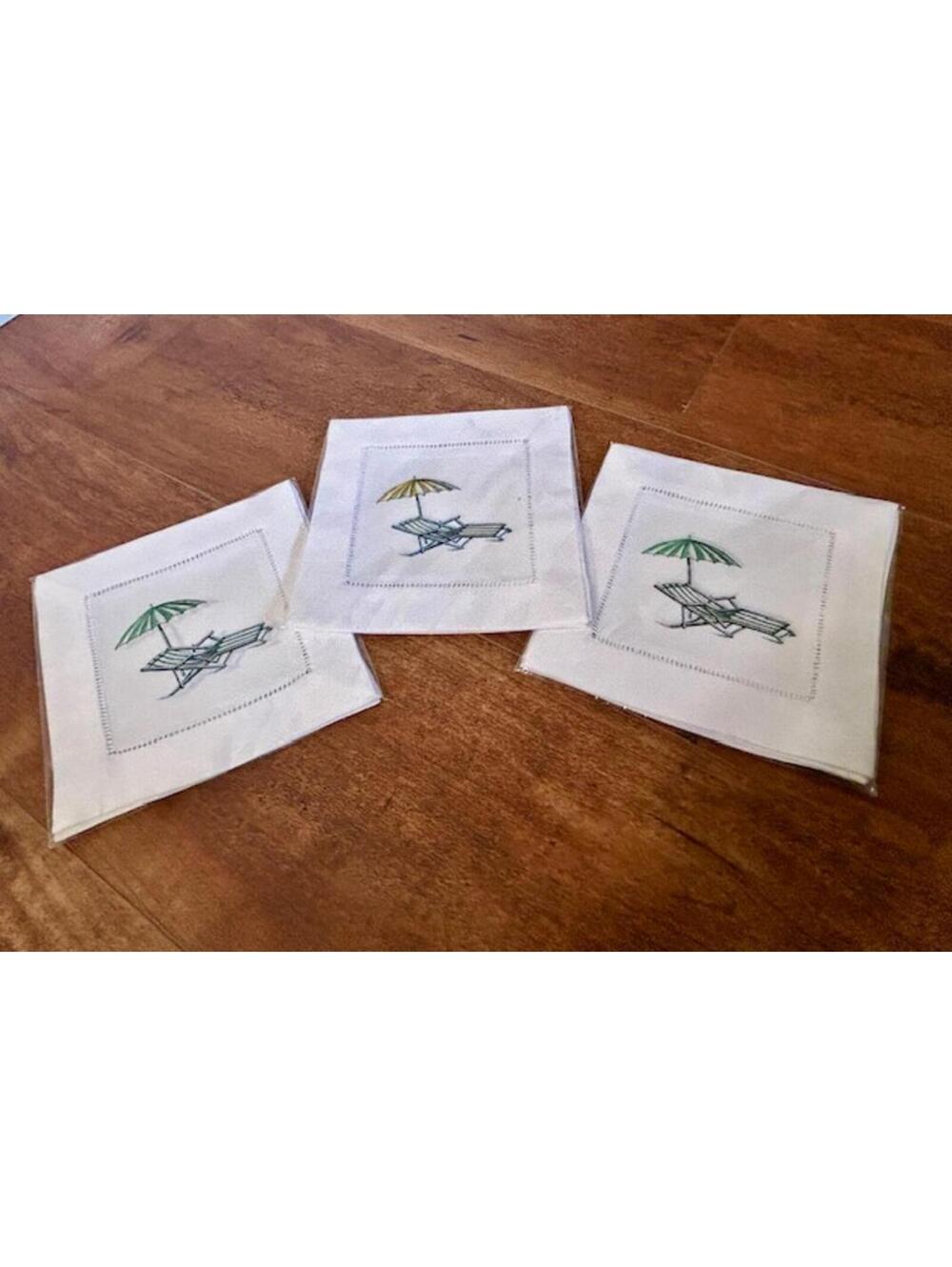 Set of 3 White Cloth Napkins with Beach Chair and Umbrella Embroidery